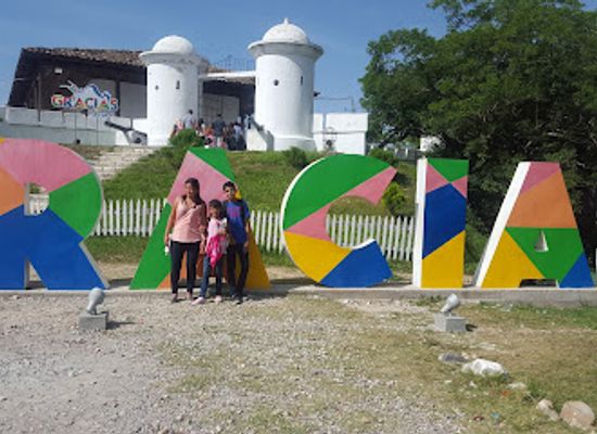 honduras/lempira-region/landmark/fuerte-san-cristobal