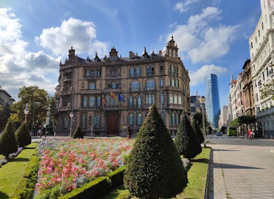 spain/bilbao/landmark/txabarri-jauregia