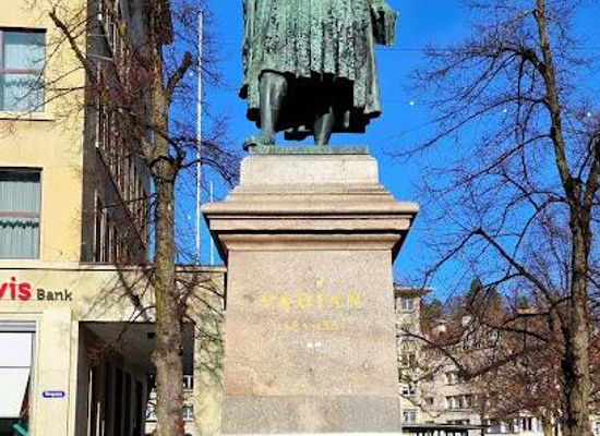 austria/vorarlberg/landmark/vadian-denkmal