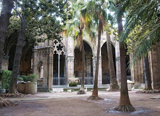 spain/catalonia/landmark/saint-george-s-fountain
