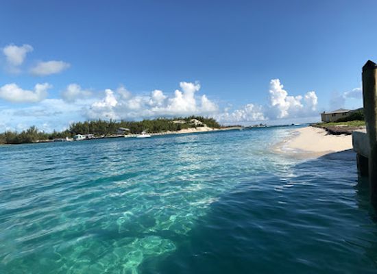 the-bahamas/bimini-islands/landmark/browns-marina