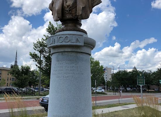 michigan/grand-rapids/heritage-hill/landmark/lincoln-place