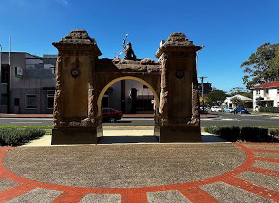 australia/illawarra/landmark/wollongong-cenotaph