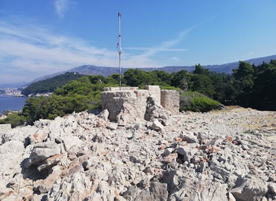 croatia/dubrovnik/ploce/landmark/rotunda-small-fortress
