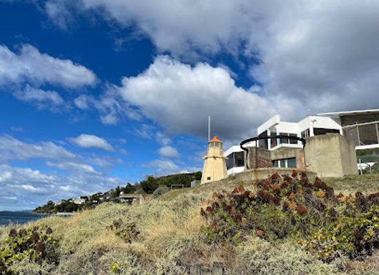 australia/hobart/landmark/the-searchlight