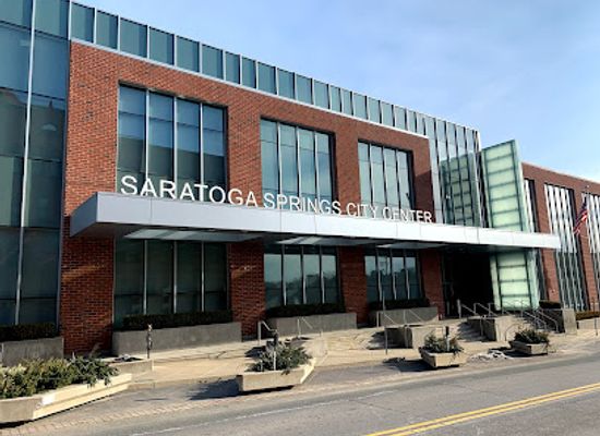 new-york/saratoga-springs/landmark/saratoga-springs-city-center