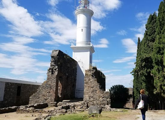 uruguay/east-coast/landmark/colonia-del-sacramento-lighthouse