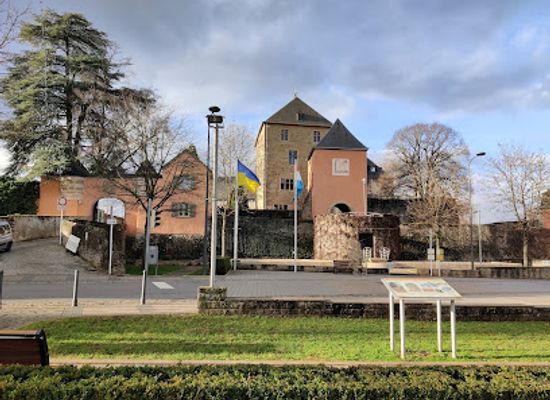 luxembourg/gutland/landmark/mersch-castle
