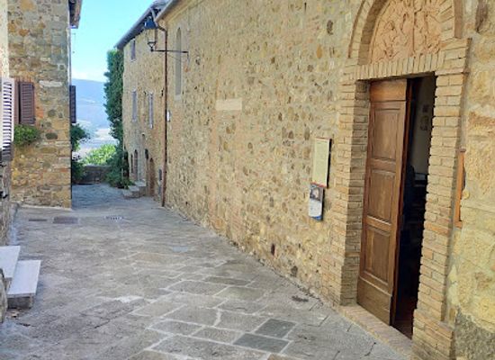 italy/val-d-orcia/landmark/dairy-val-d-orcia
