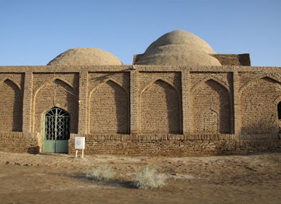 turkmenistan/bayramaly/landmark/mohammed-ibn-zayd-mausoleum