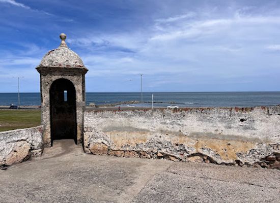 colombia/cartagena/landmark/walls-of-cartagena