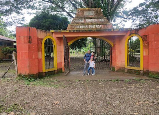 nicaragua/chontales-hills/landmark/parque-arqueologico-piedras-pintadas