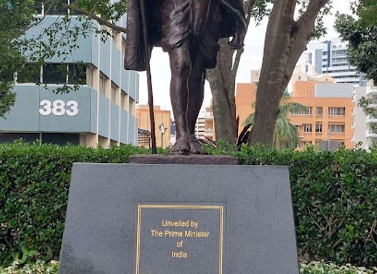 australia/brisbane/landmark/gandhi-statue
