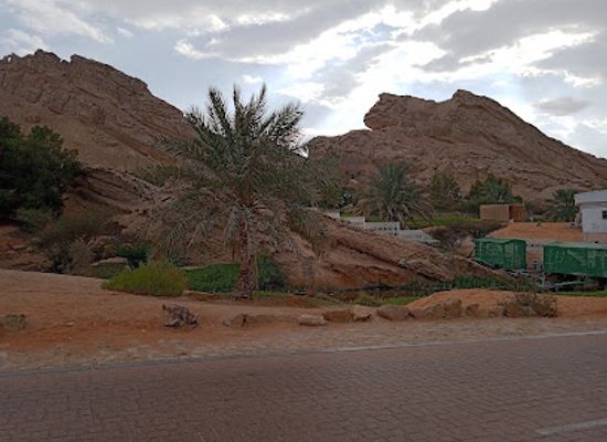 united-arab-emirates/jebel-hafeet/landmark/mini-train-hot-spring