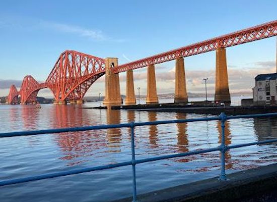 united-kingdom/stirling/landmark/hawes-pier-queensferry