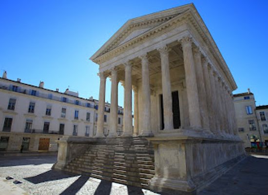 france/nimes/landmark/maison-carree