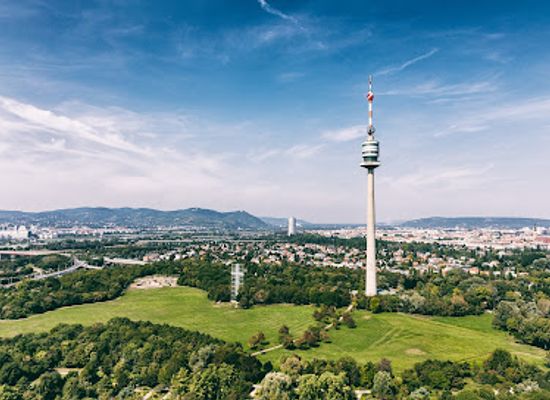 austria/vienna/donaustadt/landmark/danube-tower