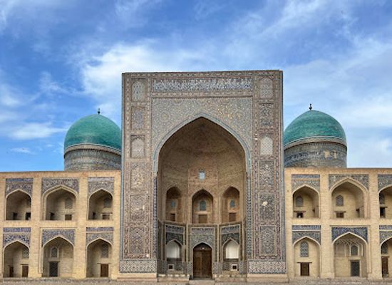 uzbekistan/bukhara-region/landmark/mir-i-arab-madrasa