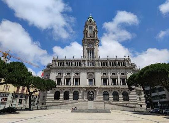 portugal/minho/landmark/porto-city-hall