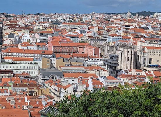 portugal/lisbon/alfama/landmark/castelo-de-s-jorge