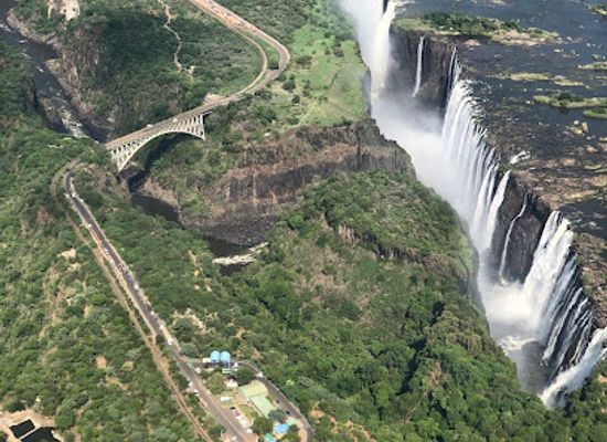 zambia/victoria-falls/landmark/helicopter-flight