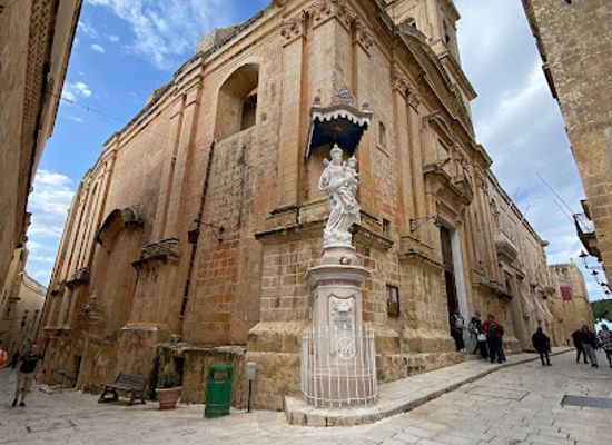 malta/mdina/landmark/kappella-ta-san-rokku