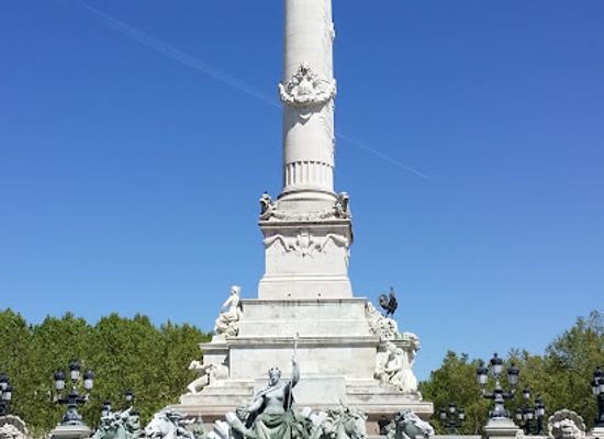 france/bordeaux/quinconces/landmark/place-des-quinconces