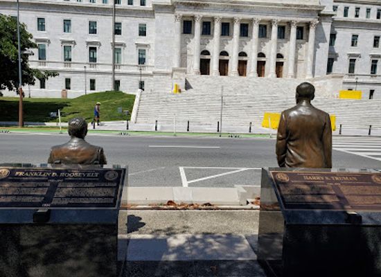puerto-rico/mona-passage/landmark/walkway-of-the-presidents