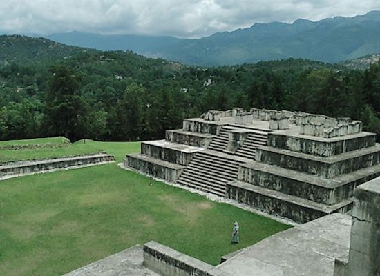guatemala/huehuetenango/landmark/las-ruinas-de-zaculeu