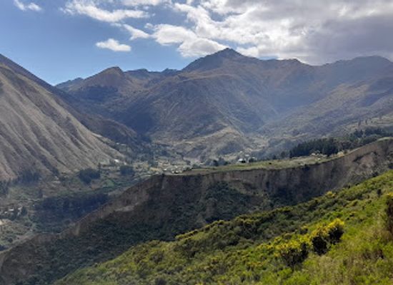 bolivia/cochabamba/quillacollo/landmark/parque-de-aves-agroflori