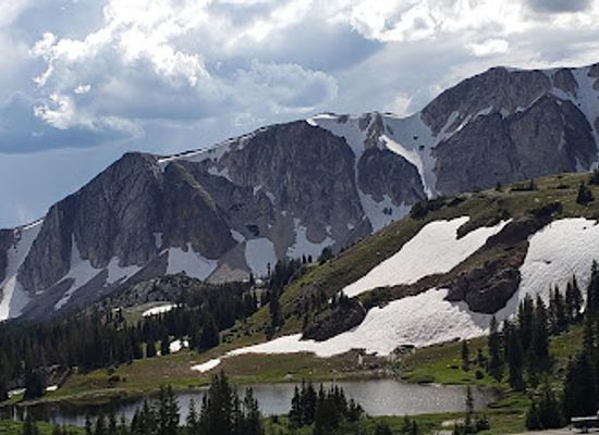 wyoming/snowy-range/landmark/medicine-bow-routt-national-forest