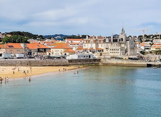 portugal/cascais/landmark/praia-da-ribeira