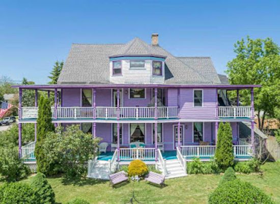 wisconsin/sturgeon-bay/landmark/the-pembrooke-inn