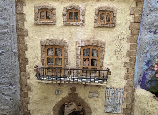 spain/valencia/el-carmen/landmark/la-casa-dels-gats