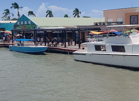 belize/belize-city/queen-s-square/landmark/belize-city