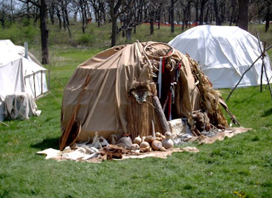 illinois/northwestern-illinois/landmark/macktown-living-history-education-center