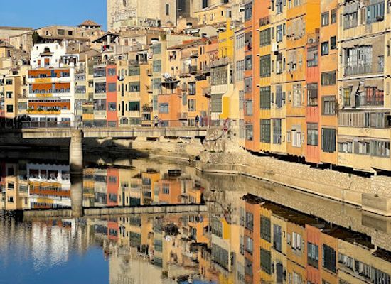 spain/girona/landmark/pont-de-les-peixateries-velles