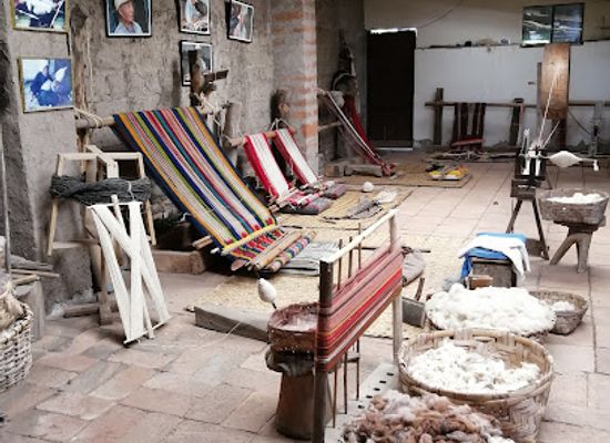 ecuador/northern-sierra/landmark/tahuantinsuyo-weaving-workshop