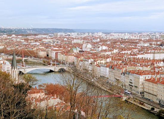 france/lyon/fourviere/landmark/jardin-des-curiosites