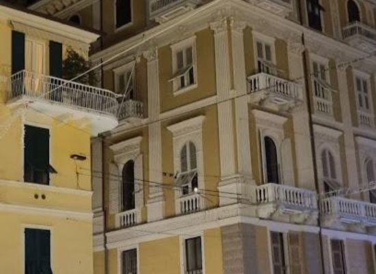 italy/cinque-terre/landmark/piazza-mentana