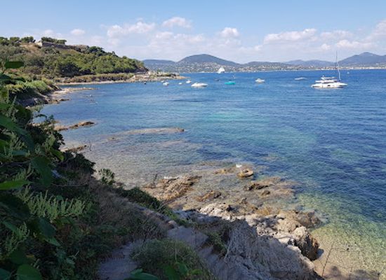 france/saint-tropez/landmark/plage-des-graniers