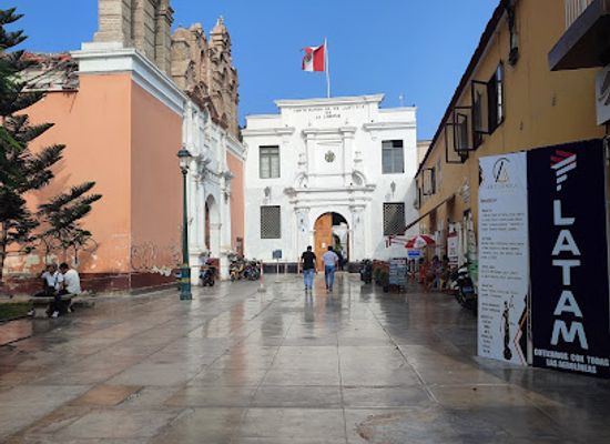 peru/trujillo/centro-historico/landmark/plazuela-la-merced