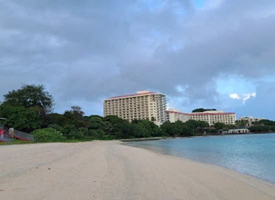 guam/tamuning/tumon/landmark/ypao-beach
