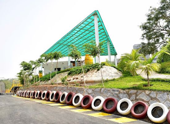 nigeria/abuja/landmark/bush-riders-go-karting