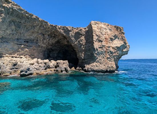 malta/blue-lagoon/landmark/ghar-ic-comb