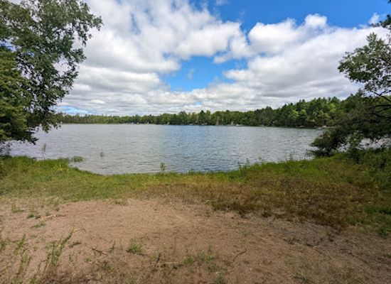 wisconsin/northwoods/landmark/national-forest-green-lake-picnic-area