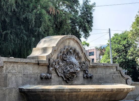 mexico/mexico-city/landmark/plaza-california