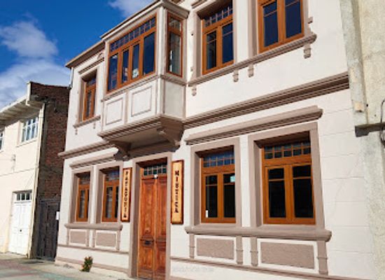chile/punta-arenas/landmark/hostal-patagonia-mistica
