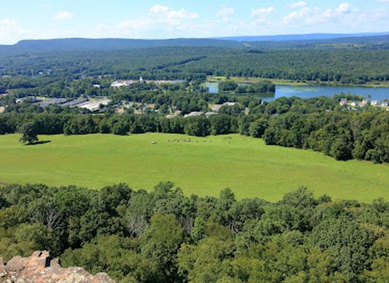 connecticut/meriden/landmark/doctor-francis-giuffrida-park