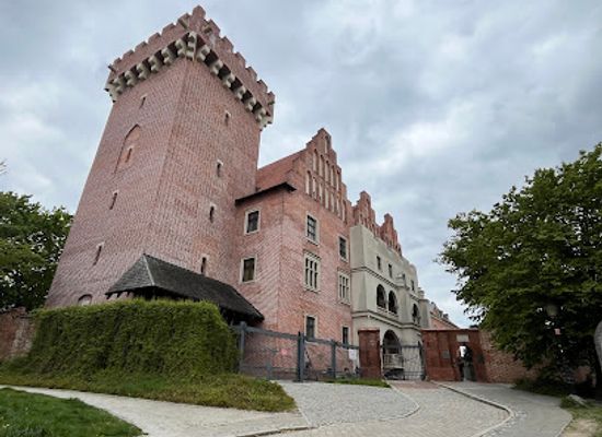 poland/kuyavia/landmark/museum-of-applied-arts